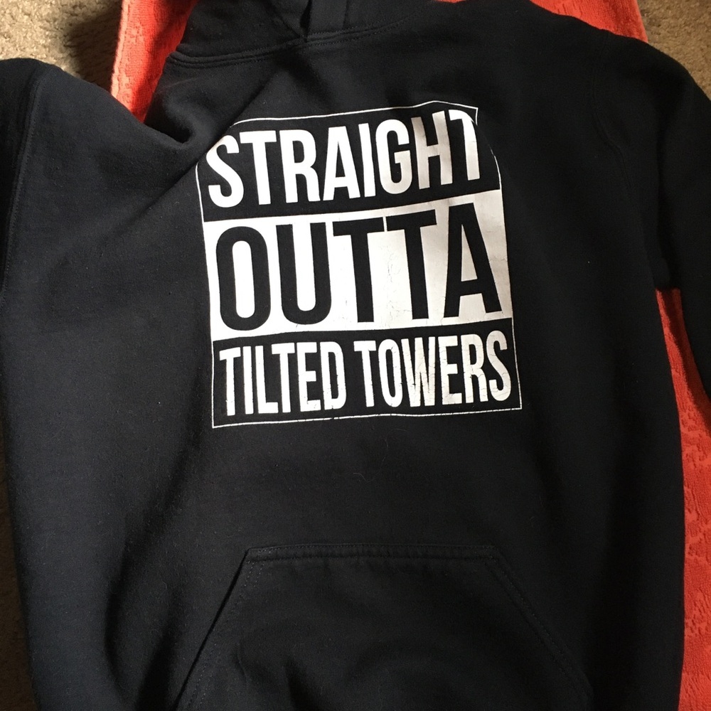 Barely worn boys hoodie Fortnite. Size Xl (I would estimate a size 10 boys.)